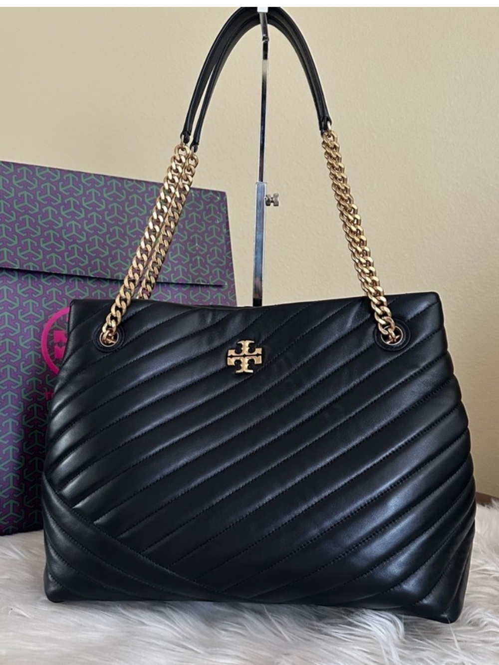 Tory Burch KIRA CHEVRON TOTE bag